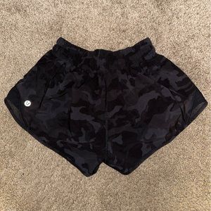 Lululemon Camo 2.5 Low Rise